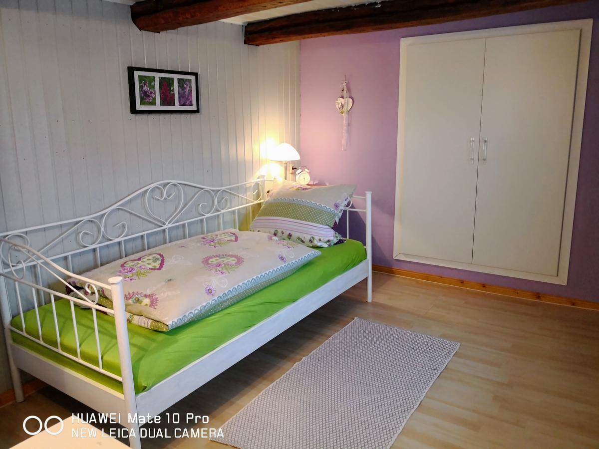 Ferienhaus vom Bahratal Hausen  Exterior foto